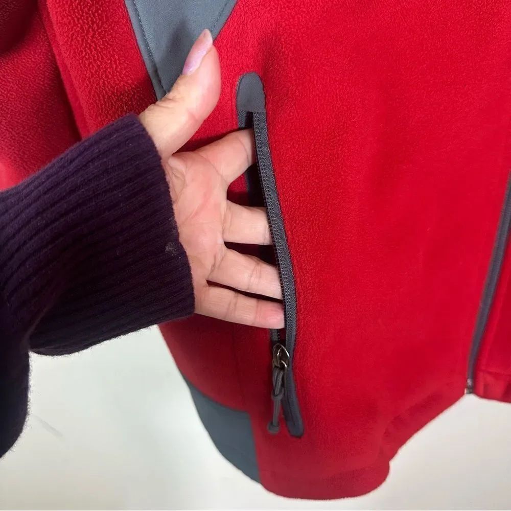 Columbia Red and Gray Jacket - Picture 6 of 9